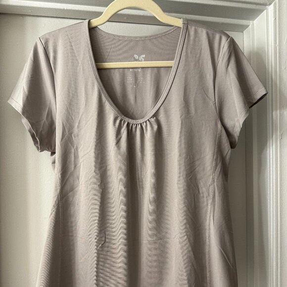 City Sports Light Gray Short-Sleeved Workout Tee - Picture 1 of 5